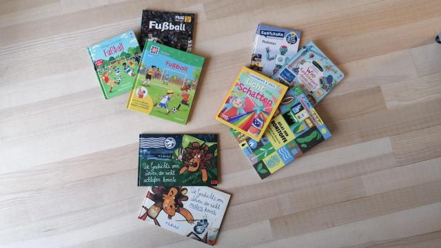 Neue Kinderbücher sind eingetroffen.